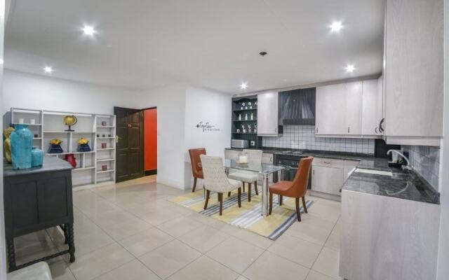 ANEW Hotel & Convention Centre OR Tambo