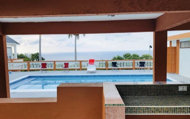 Villa Solstice Luxury 4 Bedroom