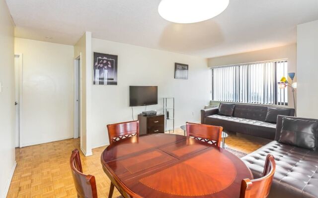 Spacious 1 BR Apartment of Downtown Toronto II