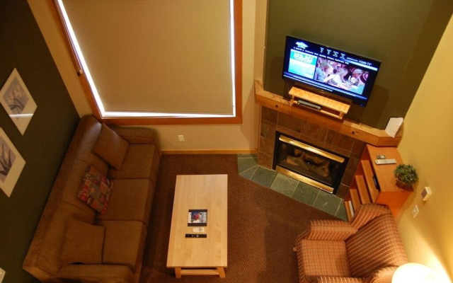 Inn at Big White