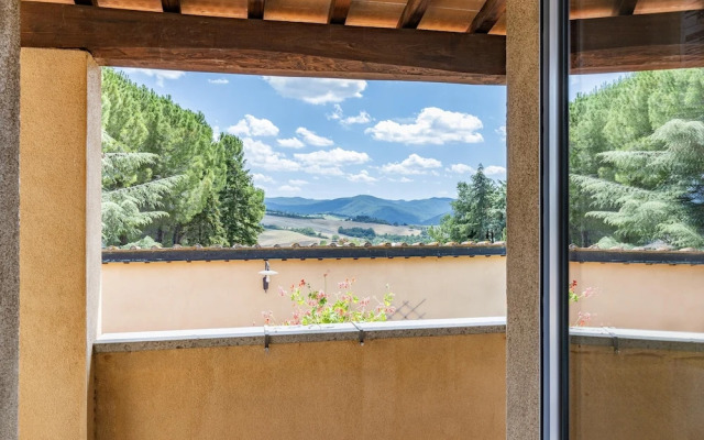 Grano Apt With Pool Near Volterra
