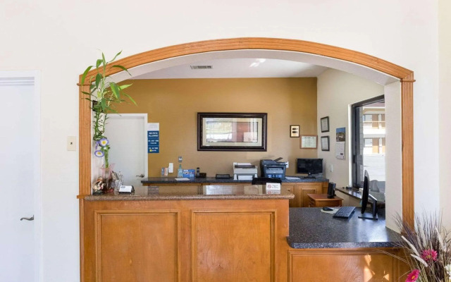 Rodeway Inn & Suites Humble, TX