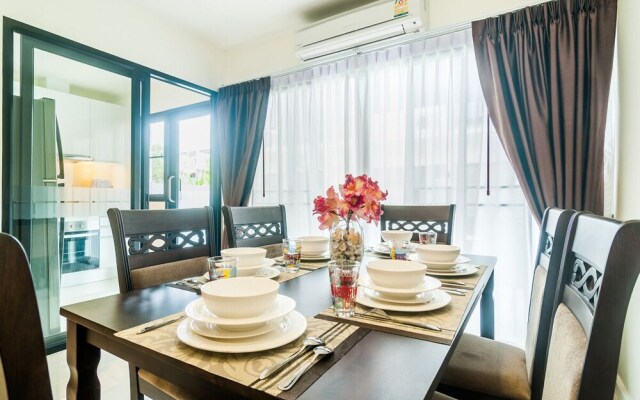 3bdr townhouse 800m from Bangtao beach