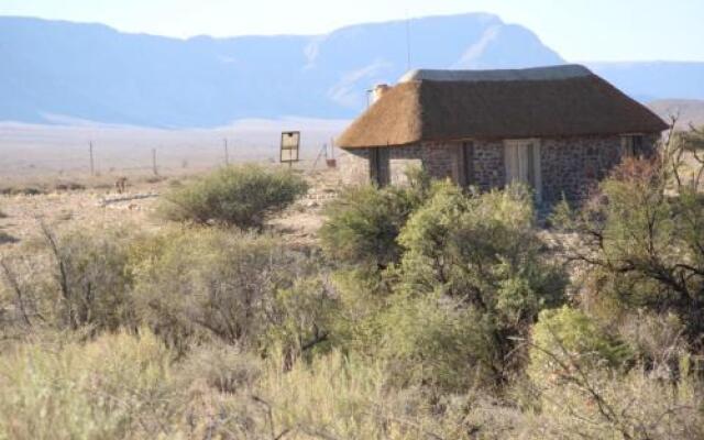 Tsauchab River Lodge