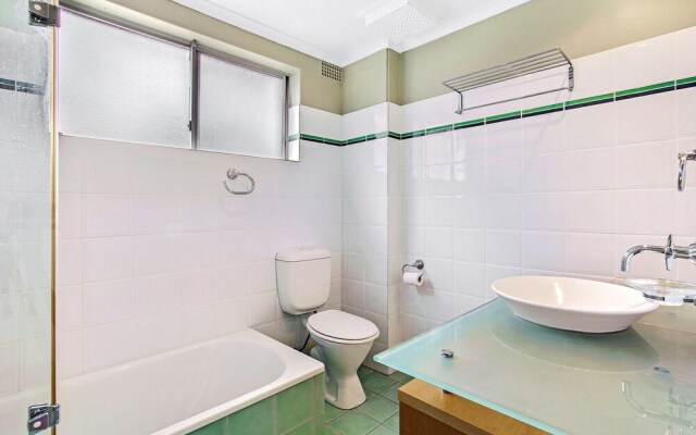 Parkview, Unit 6/11 Catalina Close