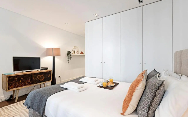 LovelyStay - Heart of Porto Studio