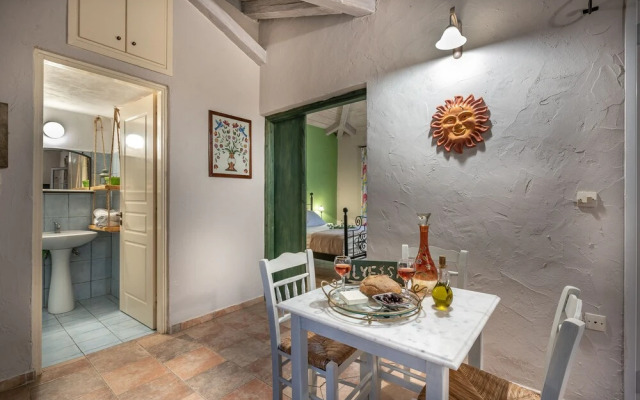 Ilyessa Cottages