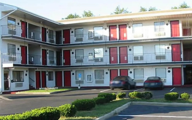 Red Carpet Inn Williamstown