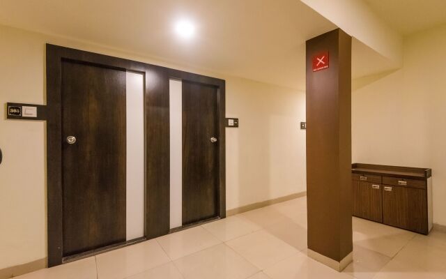 OYO 7727 Hotel Sarovar Grand