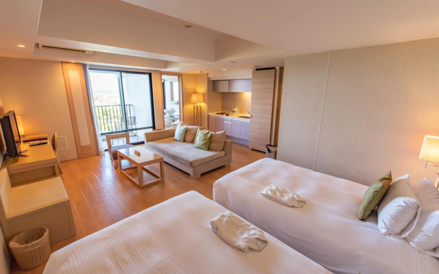 Moon Ocean Ginowan Hotel & Residence – Guest Rooms – Ginowan
