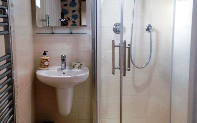 Abodes Bed and Breakfast