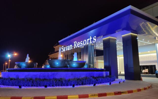 Savan Resorts