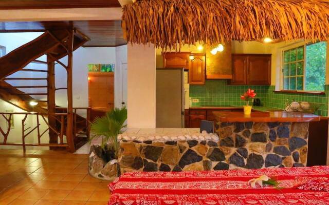 Hana Iti Beach House
