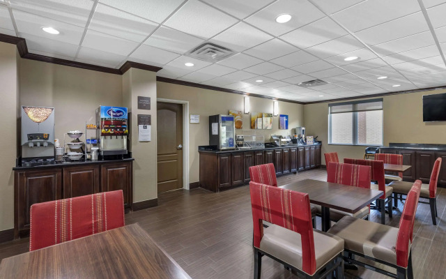 Comfort Suites Plano - Dallas North