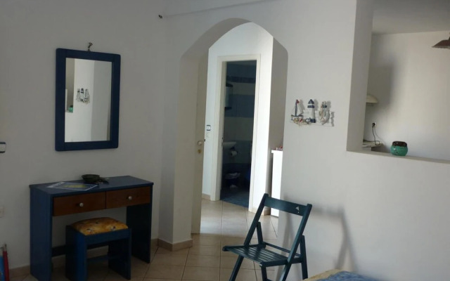 Smaragda Rooms & Studios