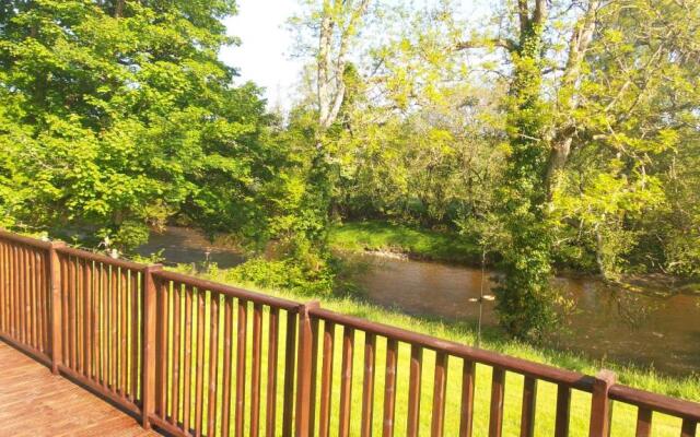 28 Riverside, Caer Beris Holiday Park