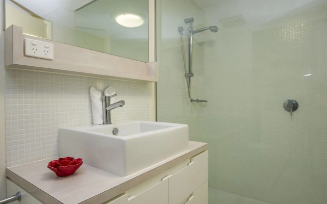 1 Bright Point Apartment 1208