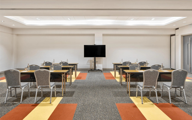 Park Inn By Radisson Clark