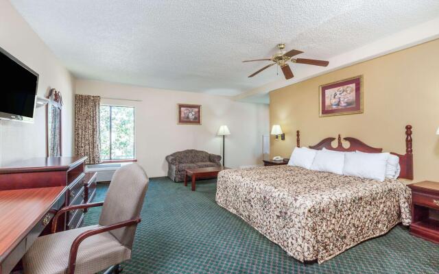 Days Inn by Wyndham LaPlace- New Orleans