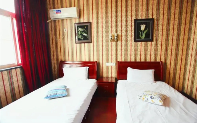 Wuzhen Yishuige Inn