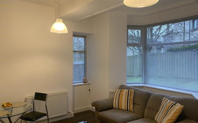 Aberdeen Serviced Apartments - The Lodge