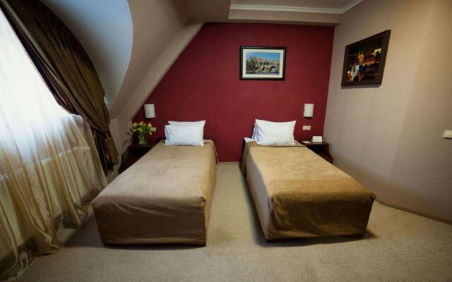 Praha Hotel