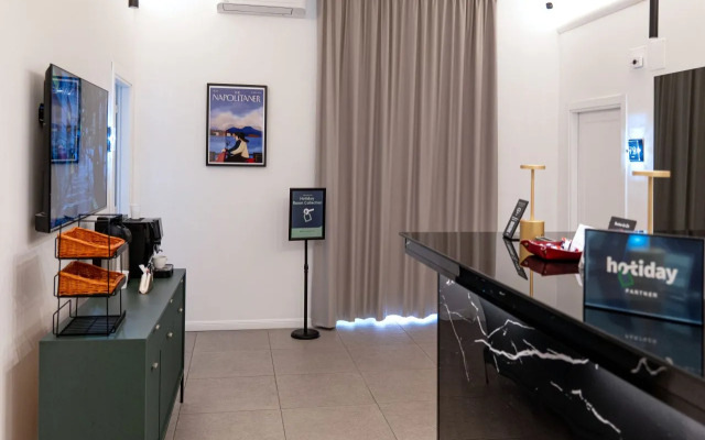 HOTIDAY Room Collection - Napoli Museo Suite