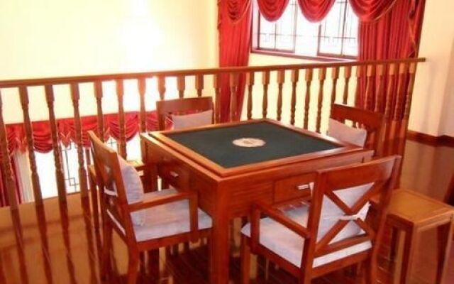 Yifeicui Villa Hotel - Tengchong