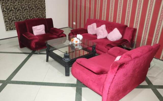 Hotel Grace Inn Multan