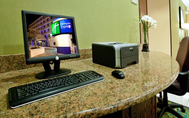 Holiday Inn Express Richmond Downtown by IHG