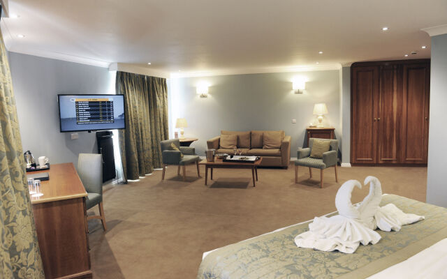 Stoke by Nayland Hotel, Golf and Spa