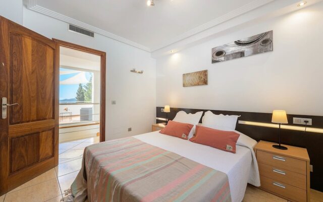 Villa Los Cuatro Arcos