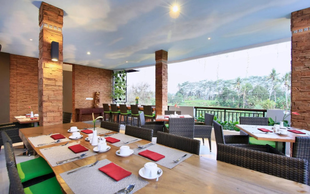 Puri Padma Hotel