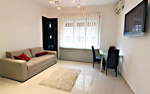 City Centre Apartment Novi Sad