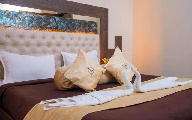 Hotel Royce Executive