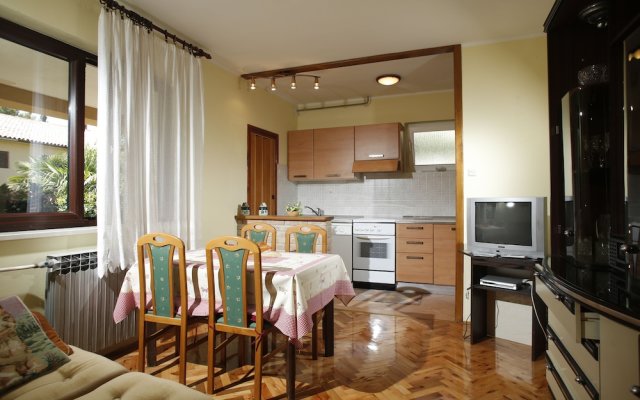 Apartments Guesthouse Ana