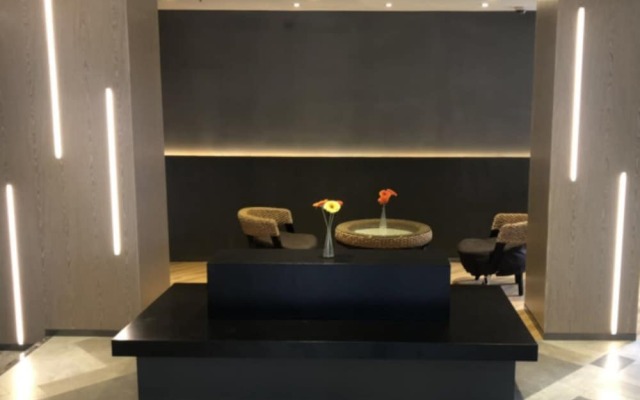 Life Yajo Hotel Xintang Metro Station