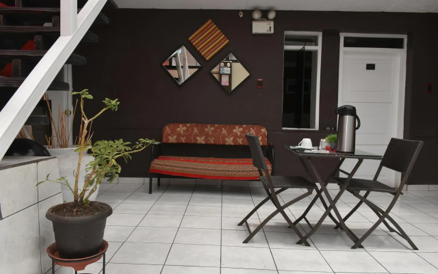 Cedros Cusco Inn