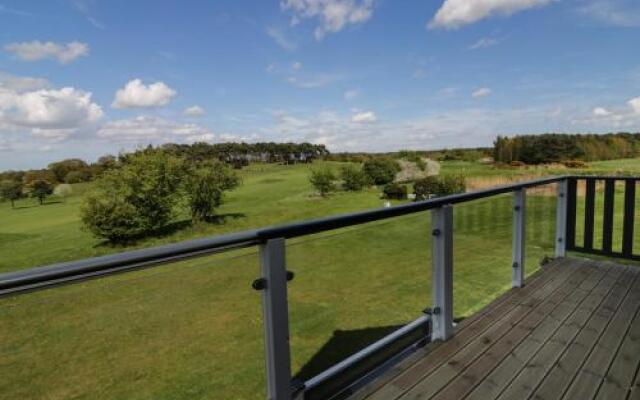 4 Fairway Lakes Village