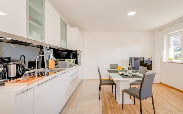 LCT Oleander Apartments