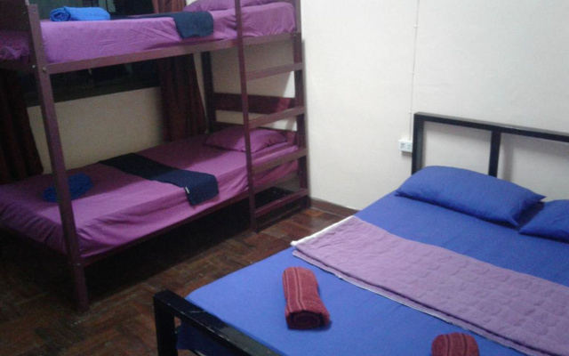 Yaya Guesthouse - Hostel