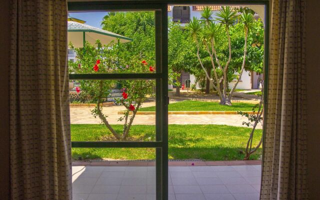 Kione Playa Romana