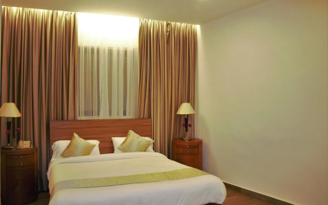 New MerryLand Hotel