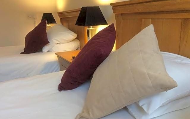 Cavell House Bed and Breakfast