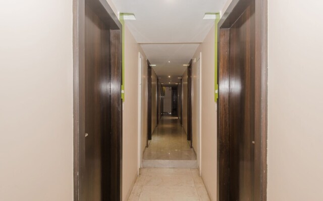 OYO 18449 Vinamra Residency