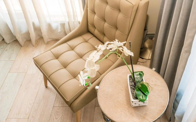The Gate 30 Suites