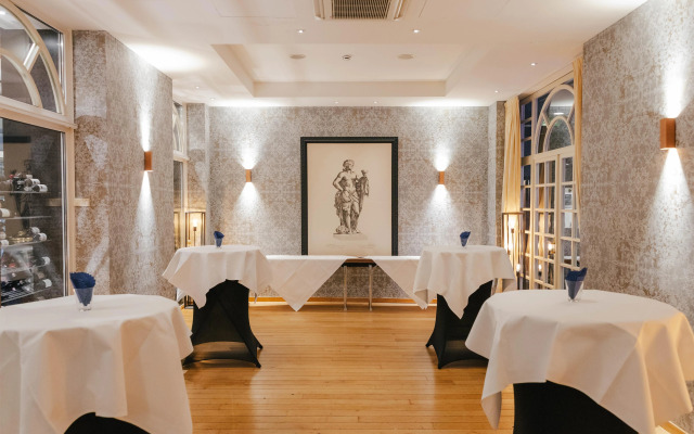 Radisson Blu Balmoral Hotel, Spa