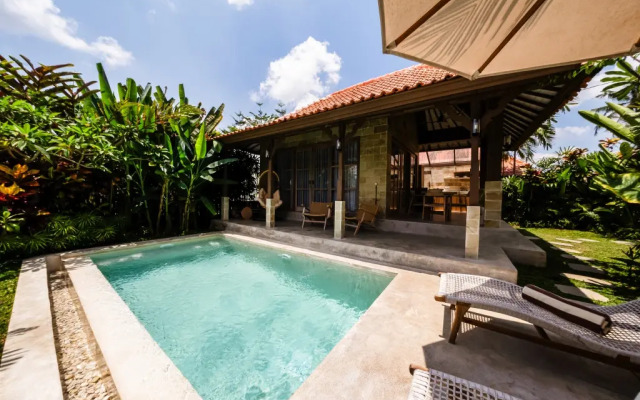 Nyaman Villas by EVDEkimi - Romantic escape among rice fields with Pool, Terrace