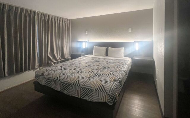 Motel 6 Glendale AZ
