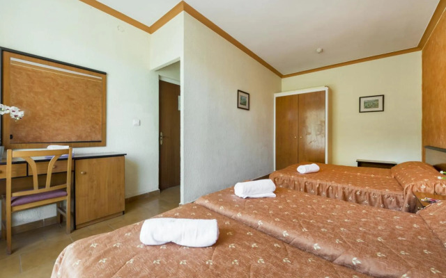 Marisol Hotel